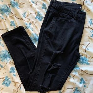 Black Ripped Skinny Jeans